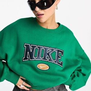 Nike retro fleece sweatshirt in green - XXL - Cropped sweatshirt NWT